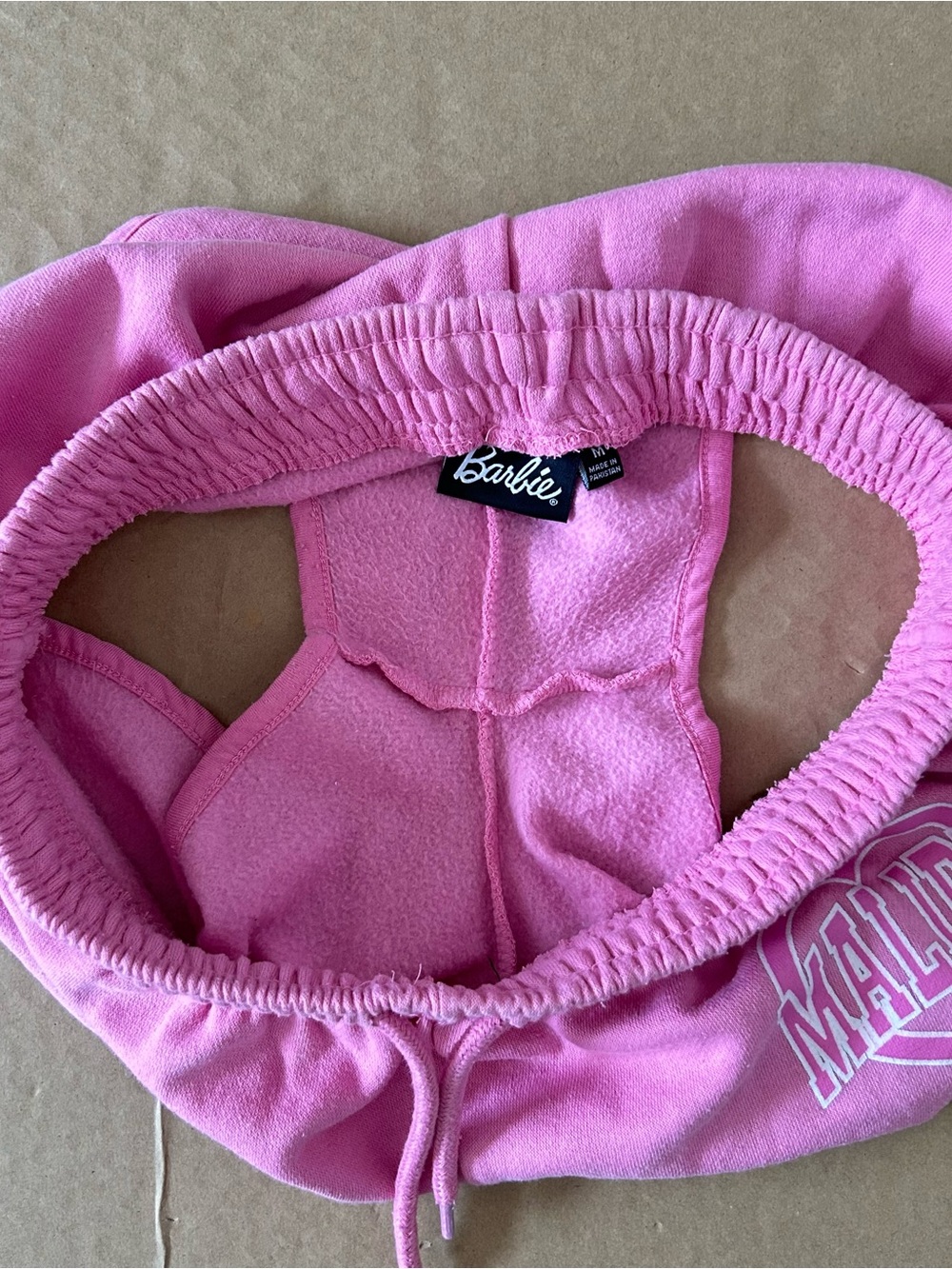 Barbie Pink Malibu Lounge Sweat Shorts Drawstring Size Medium Athleisure Bimbo - Picture 10 of 10